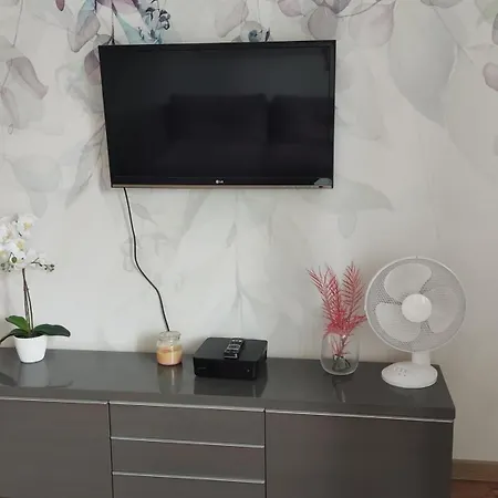 Be My Guest - Krucza Elegant - Rondo De Gaulle'a Center Of Metro Wi-fi Breakfast * Varsovia