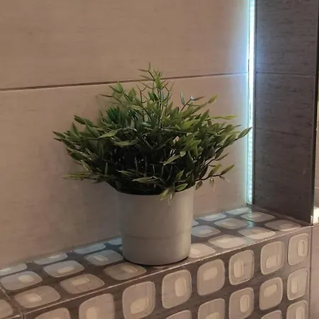 Be My Guest - Krucza Elegant - Rondo De Gaulle'a Center Of Metro Wi-fi *