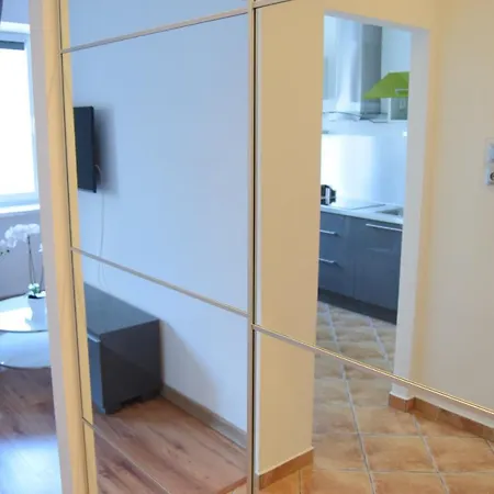 Apartamento Be My Guest - Krucza Elegant - Rondo De Gaulle'a Center Of Metro Wi-fi