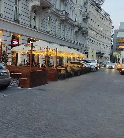 Be My Guest - Krucza Elegant - Rondo De Gaulle'a Center Of Metro Wi-fi *