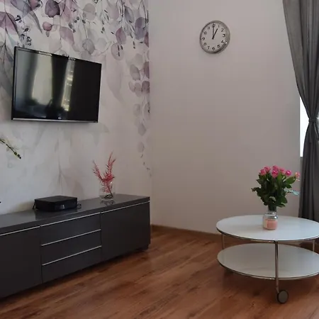 Apartamento Be My Guest - Krucza Elegant - Rondo De Gaulle'a Center Of Metro Wi-fi Varsovia