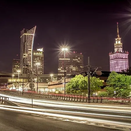 アパート Be My Guest - Krucza Elegant - Rondo De Gaulle'a Center Of Metro Wi-fi ワルシャワ