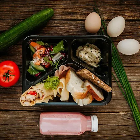 Be My Guest - Krucza Elegant - Rondo De Gaulle'a Center Of Metro Wi-fi * ワルシャワ