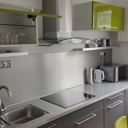 Be My Guest - Krucza Elegant - Rondo De Gaulle'a Center Of Metro Wi-fi ワルシャワ